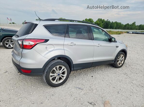 1FMCU0GD4JUA76076 2018 FORD ESCAPE Silver Rear right