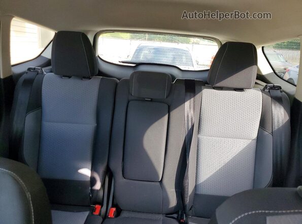 1FMCU0GD4JUA89717 2018 FORD ESCAPE Burgundy Rear seats view
