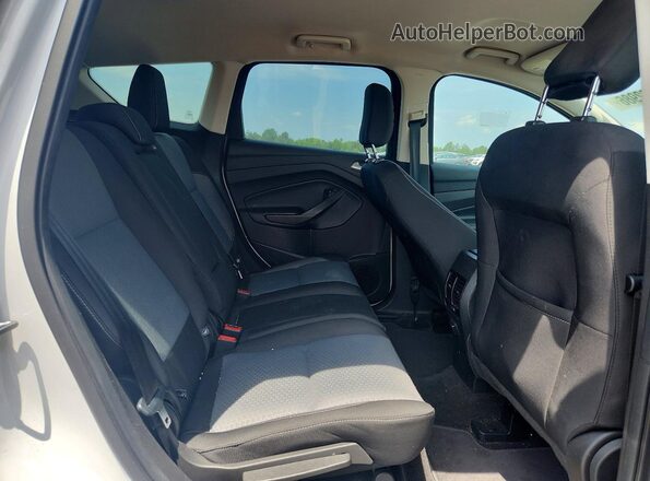 1FMCU0GD4JUC17177 2018 FORD ESCAPE White უკანა სალონის ხედი