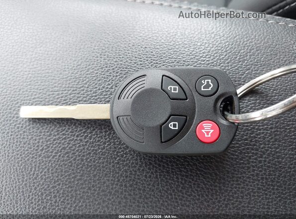 1FMCU0GD4JUD07557 2018 FORD ESCAPE Gray Dashboard view