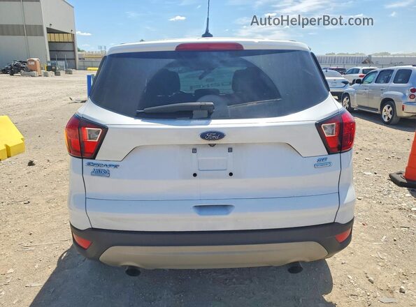 1FMCU0GD4KUC26317 2019 FORD ESCAPE White Вид ззаду