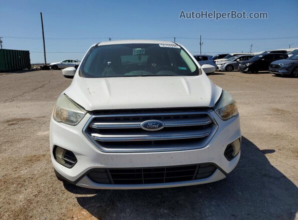 1FMCU0GD5HUA29911 2017 FORD ESCAPE White Вид спереду