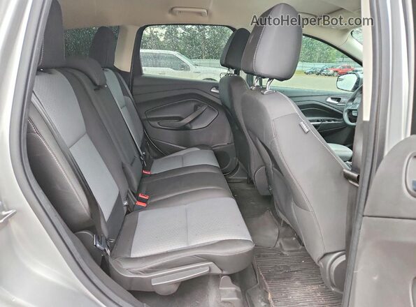 1FMCU0GD5HUC07218 2017 FORD ESCAPE Silver Вид задніх сидінь