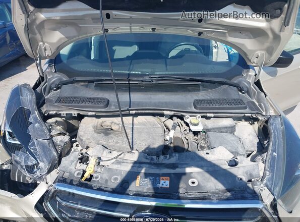 1FMCU0GD5HUC22611 2017 FORD ESCAPE Бежевый Вид сзади