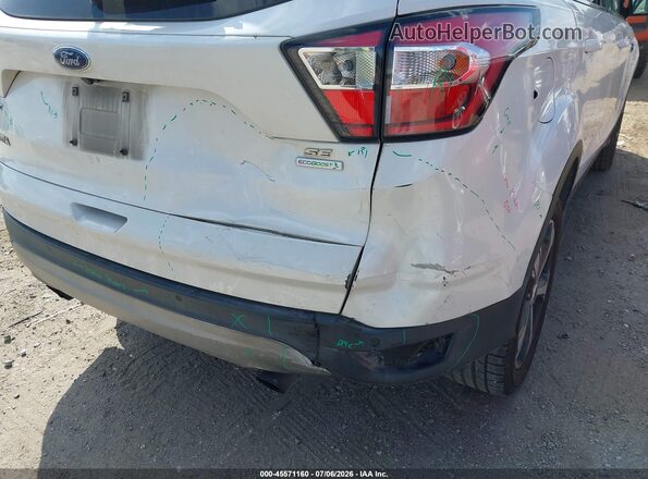 1FMCU0GD5HUD19629 2017 FORD ESCAPE White Front view
