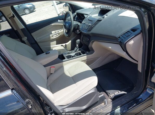 1FMCU0GD5HUD58026 2017 FORD ESCAPE Black Вид салону спереду