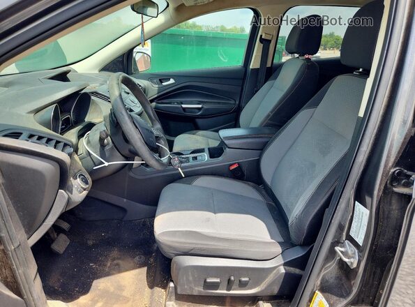 1FMCU0GD5HUD63937 2017 FORD ESCAPE Gray წინა სალონის ხედი