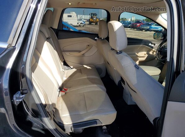 1FMCU0GD5JUB28170 2018 FORD ESCAPE Black Widok wnętrza z tyłu