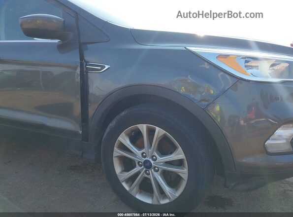 1FMCU0GD5JUB46054 2018 FORD ESCAPE Gray Вид спереду