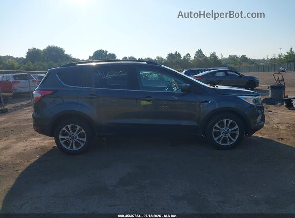 1FMCU0GD5JUB46054 2018 FORD ESCAPE Gray Вид задньої частини салону