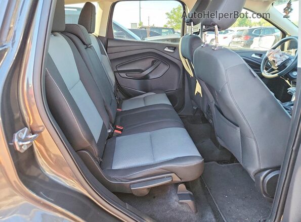 1FMCU0GD5JUB81659 2018 FORD ESCAPE Gray Rear interior view