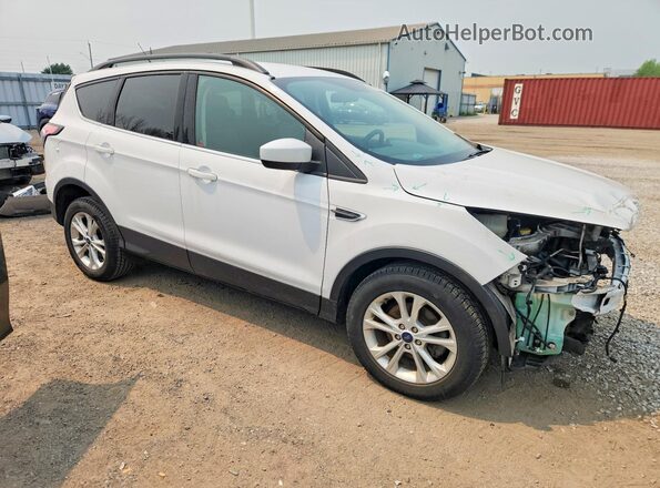 1FMCU0GD5JUC14420 2018 FORD ESCAPE Белый Передняя правая четверть