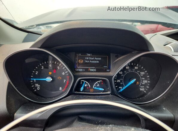 1FMCU0GD5JUC36918 2018 FORD ESCAPE Черный Вид щитка приборов