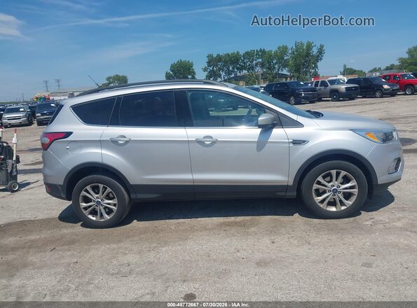 1FMCU0GD5JUD00343 2018 FORD ESCAPE Silver Սալոնի հետևի տեսք