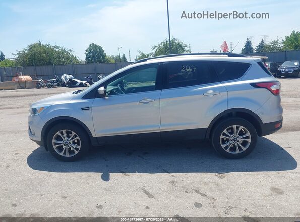 1FMCU0GD5JUD00343 2018 FORD ESCAPE Silver Սալոնի 360 աստիճան տեսք