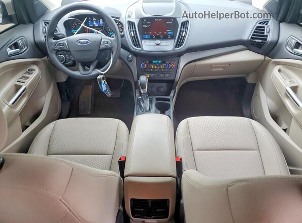 1FMCU0GD5KUB95210 2019 FORD ESCAPE Белый Вид панели приборов