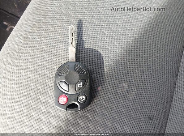 1FMCU0GD6HUA37743 2017 FORD ESCAPE Blue Вид панелі приладів