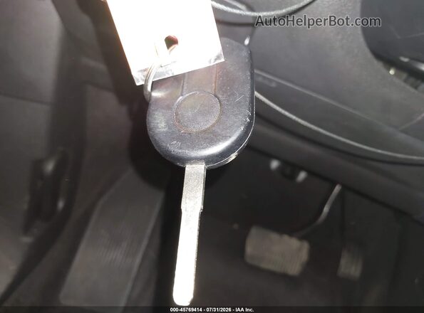 1FMCU0GD6HUA82505 2017 FORD ESCAPE White Widok deski rozdzielczej