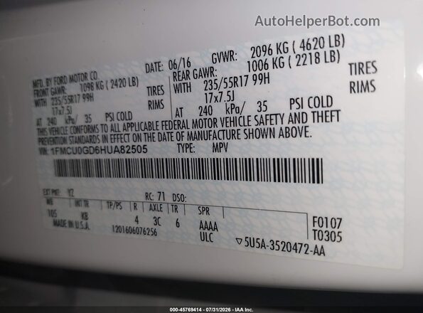 1FMCU0GD6HUA82505 2017 FORD ESCAPE White Widok komory silnika