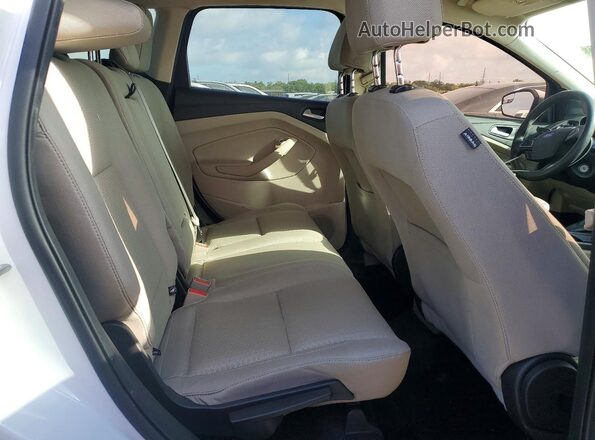 1FMCU0GD6HUB42346 2017 FORD ESCAPE White Vista interior trasera