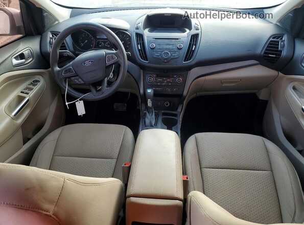 1FMCU0GD6HUB42346 2017 FORD ESCAPE White Vista del salpicadero