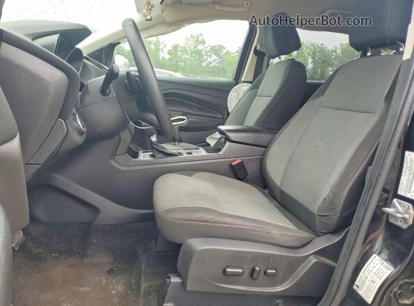 1FMCU0GD6HUB96407 2017 FORD ESCAPE Black Widok wnętrza z przodu