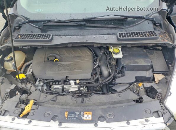 1FMCU0GD6HUB96407 2017 FORD ESCAPE Black Widok komory silnika