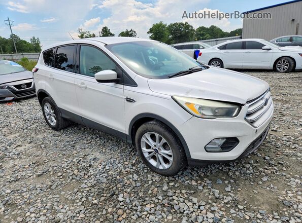1FMCU0GD6HUD64045 2017 FORD ESCAPE Cream Front right