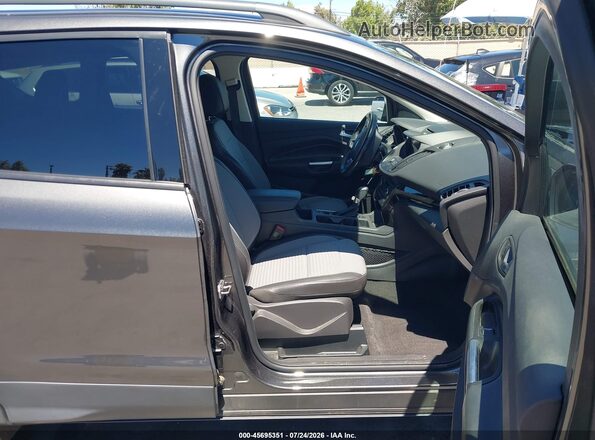 1FMCU0GD6HUE48429 2017 FORD ESCAPE Gray წინა სალონის ხედი