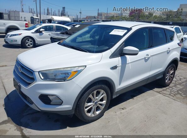 1FMCU0GD6HUF08371 2017 FORD ESCAPE White Դիմացի տեսք