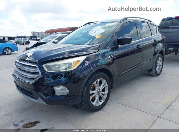 1FMCU0GD6JUA41538 2018 FORD ESCAPE Черный Передняя левая четверть