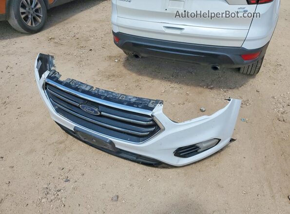 1FMCU0GD6KUA53674 2019 FORD ESCAPE White VIN sticker view