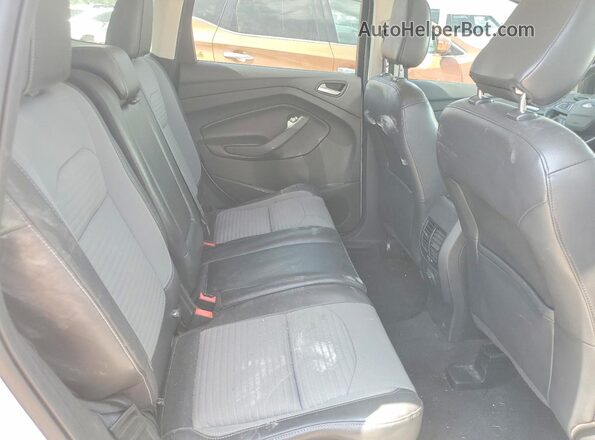 1FMCU0GD6KUA53674 2019 FORD ESCAPE White Rear interior view