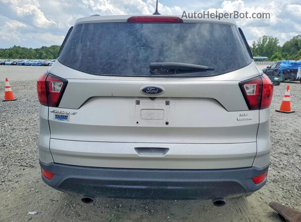 1FMCU0GD6KUB48851 2019 FORD ESCAPE Silver Rear view
