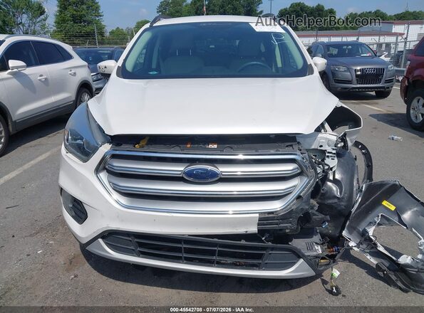 1FMCU0GD7HUB25975 2017 FORD ESCAPE White Vista interior trasera