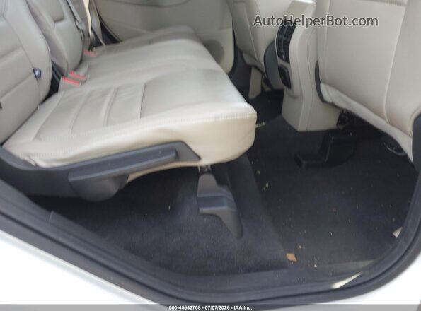 1FMCU0GD7HUB25975 2017 FORD ESCAPE White Vista de la etiqueta del VIN