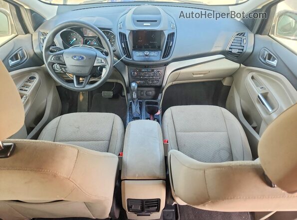 1FMCU0GD7HUC58672 2017 FORD ESCAPE Gray Dashboard view