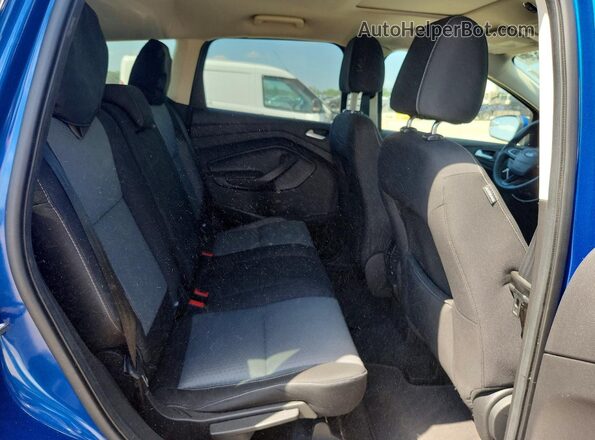 1FMCU0GD7HUC78775 2017 FORD ESCAPE Blue Widok tylnych siedzeń