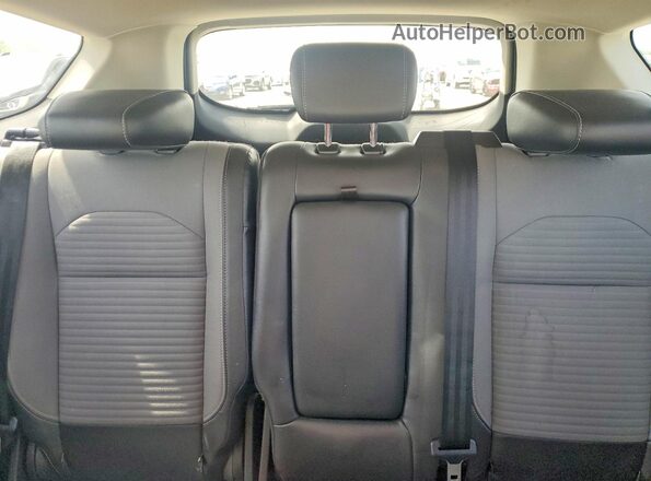1FMCU0GD7HUC79148 2017 FORD ESCAPE Black Widok tylnych siedzeń