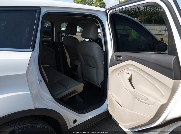 1FMCU0GD7HUD45455 2017 FORD ESCAPE White Вид наклейки з VIN-кодом
