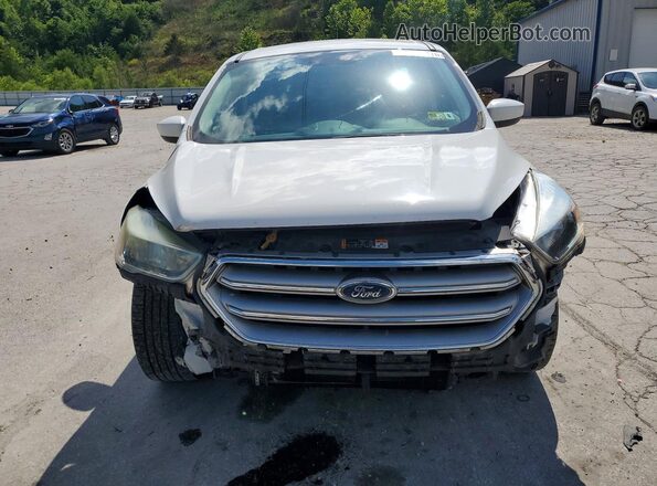 1FMCU0GD7HUE85280 2017 FORD ESCAPE Белый Вид спереди