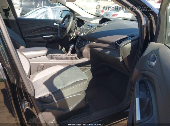 1FMCU0GD7JUB28848 2018 FORD ESCAPE Black Սալոնի դիմացի տեսք