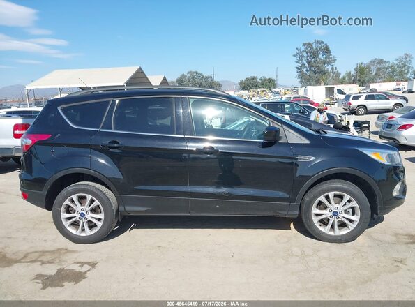 1FMCU0GD7JUB28848 2018 FORD ESCAPE Black Սալոնի հետևի տեսք
