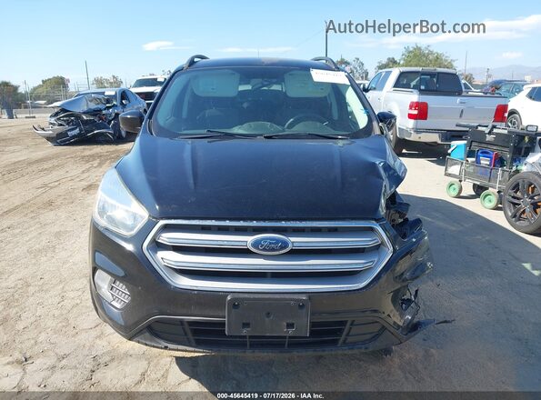 1FMCU0GD7JUB28848 2018 FORD ESCAPE Black Սարքավորումների վահանակի տեսք