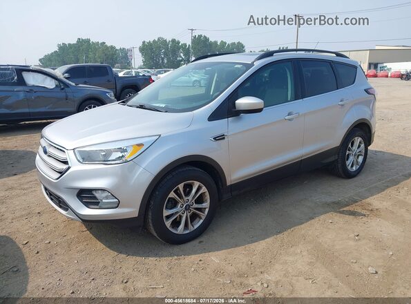 1FMCU0GD7JUC10854 2018 FORD ESCAPE Серебряный Передняя левая четверть