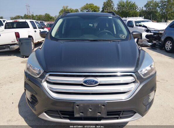 1FMCU0GD7JUC48228 2018 FORD ESCAPE Beige Widok zestawu wskaźników
