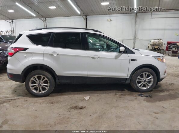 1FMCU0GD7JUD22960 2018 FORD ESCAPE White Rear interior view