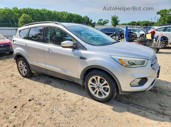 1FMCU0GD8HUA87706 2017 FORD ESCAPE Silver Передня права чверть