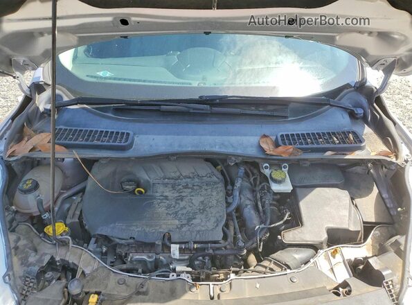 1FMCU0GD8HUA88452 2017 FORD ESCAPE Серебряный Вид подкапотного пространства