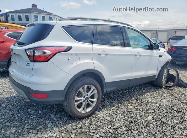 1FMCU0GD8HUB61786 2017 FORD ESCAPE Белый Задняя правая четверть